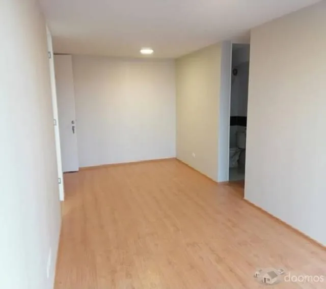 Alquilo Departamento en Estreno en Condominio límite con San Miguel a solo 1589 soles — foto 3