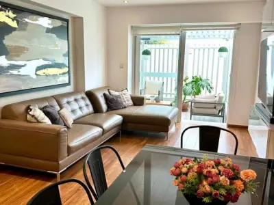 Vendo Dpto Nuevo 1er Piso 141m2 Terraza 2Dormitorios 1 Estudio 3 baños 1 Cochera Frente aParque Miraflores