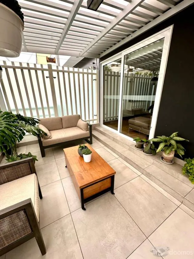 Vendo Dpto Nuevo 1er Piso 141m2 Terraza 2Dormitorios 1 Estudio 3 baños 1 Cochera Frente aParque Miraflores — foto 5