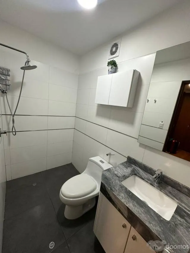 Vendo Dpto Nuevo 1er Piso 141m2 Terraza 2Dormitorios 1 Estudio 3 baños 1 Cochera Frente aParque Miraflores — foto 8