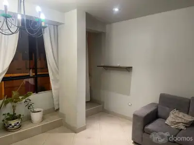 Alquiler de departamento semi amoblado