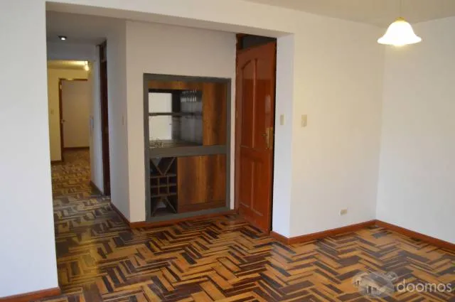 Venta Departamento Cochera y amplia terraza — foto 3