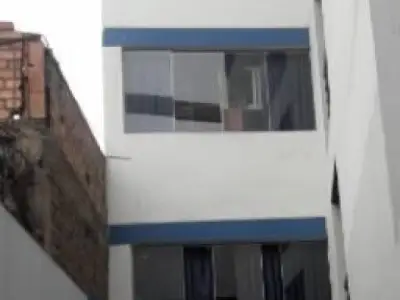 En venta Local Comercial en San Miguel - 4 Pisos Más Azotea