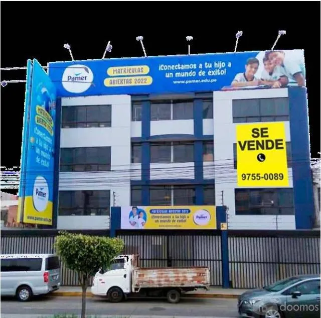 En venta Local Comercial en San Miguel - 4 Pisos Más Azotea - 3