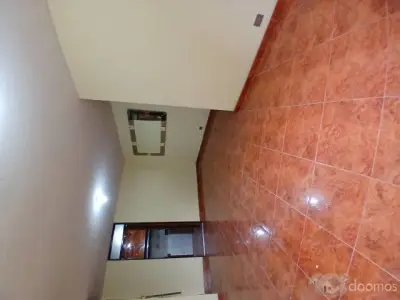 Vendo Hermoso Departamento en Primer Piso de 3 dormitorios y con estacionamiento