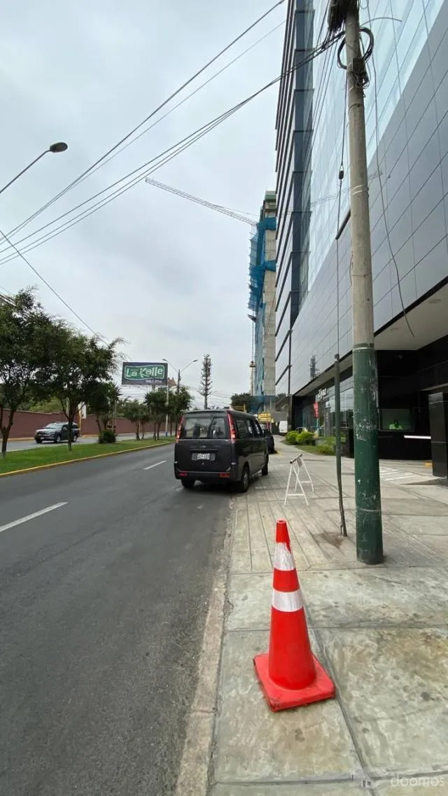 Se Vende Departamento en Av. Manuel Olguin – Surco — foto 8