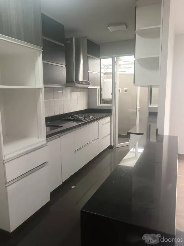 SE VENDE HERMOSO Y MODERNO DEPARTAMENTO TRIPLEX EN LA MOLINA – TOWN HOUSE — foto 3