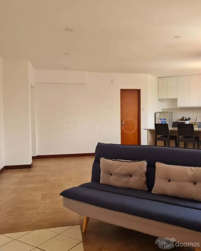VENTA DE CASA DE TRES PISOS UBICACION PERFECTA EN AVENIDA URB EL GOLF -TRUJILLO - 12