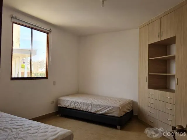 VENTA DE CASA DE TRES PISOS UBICACION PERFECTA EN AVENIDA URB EL GOLF -TRUJILLO - 15