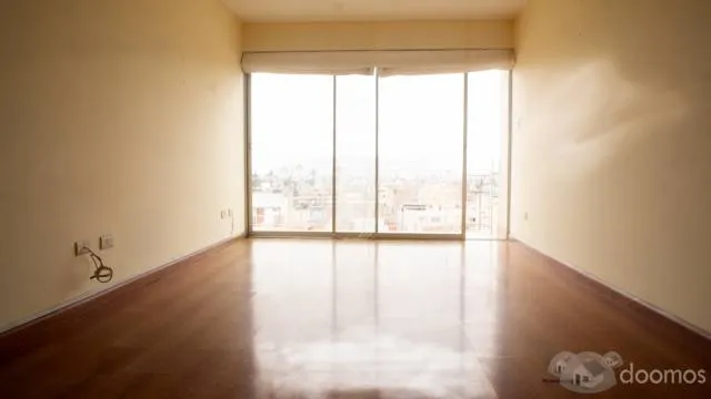 Se Vende Departamento en la zona turística y tradicional de Surco Pueblo . — foto 4