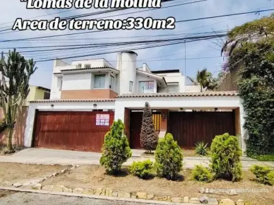 VENTA DE CASA EN LA MOLINA - A PRECIO DE TERRENO