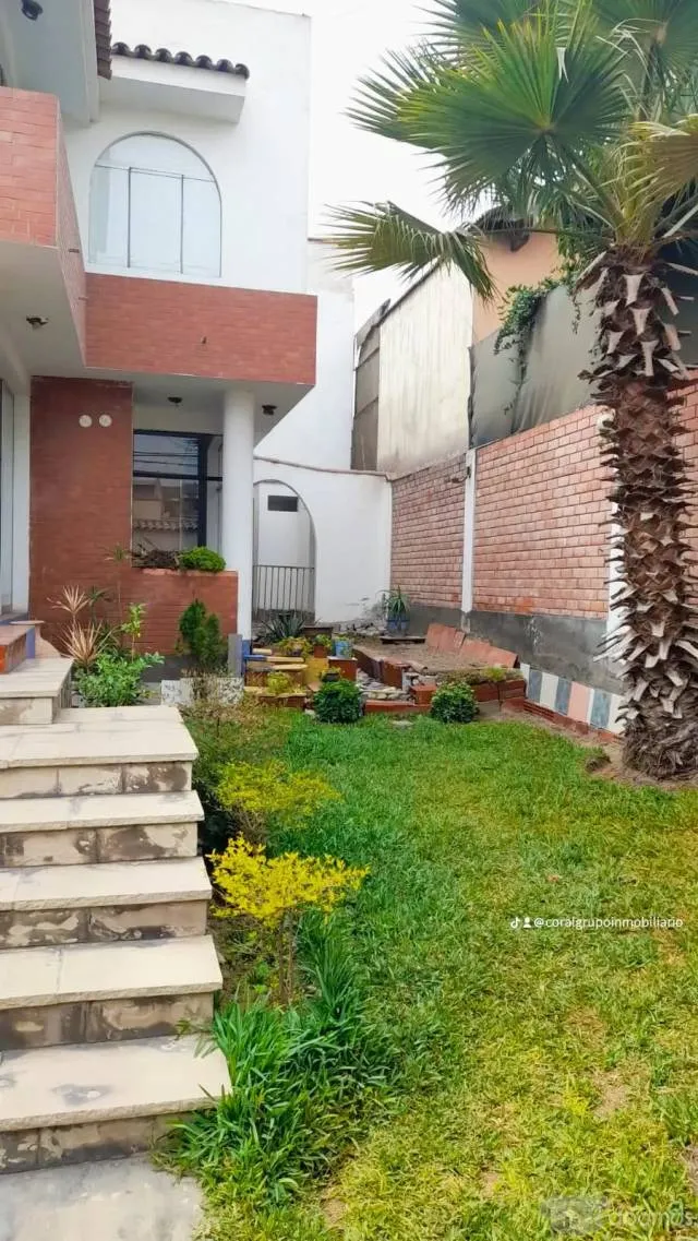 VENTA DE CASA EN LA MOLINA - A PRECIO DE TERRENO — foto 4