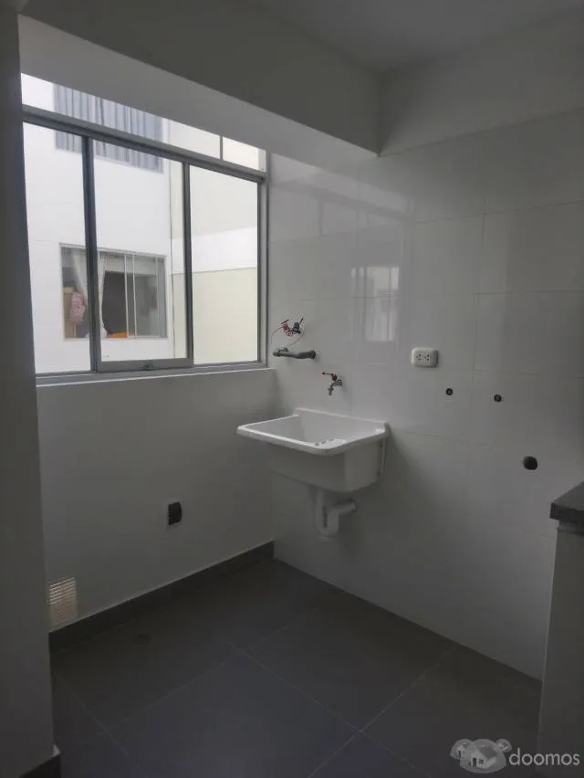 DEPARTAMENTO DE 2 DORMITRORIOS EN ESTRENO, ESPACIOSO CON EXCELENTE UBICACION, CON VISTA INTERIOR — foto 5