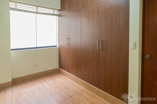 Alquiler de Departamento Exclusivo en Surco - Vista a Parque y Amplios Espacios — foto 4