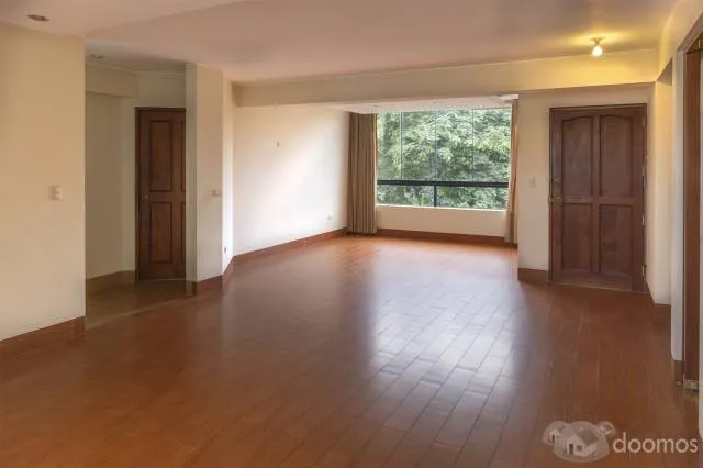 Alquiler de Departamento Exclusivo en Surco - Vista a Parque y Amplios Espacios — foto 6