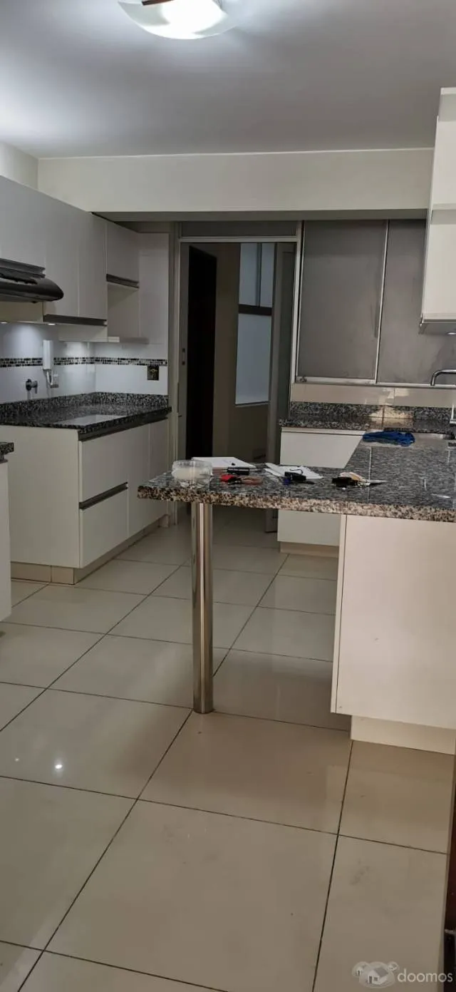 Alquiler de amplio departamento en San Isidro - Lima — foto 4