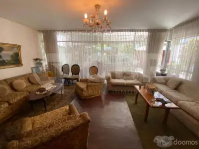 VENTA CASA EN MIRAFLORES