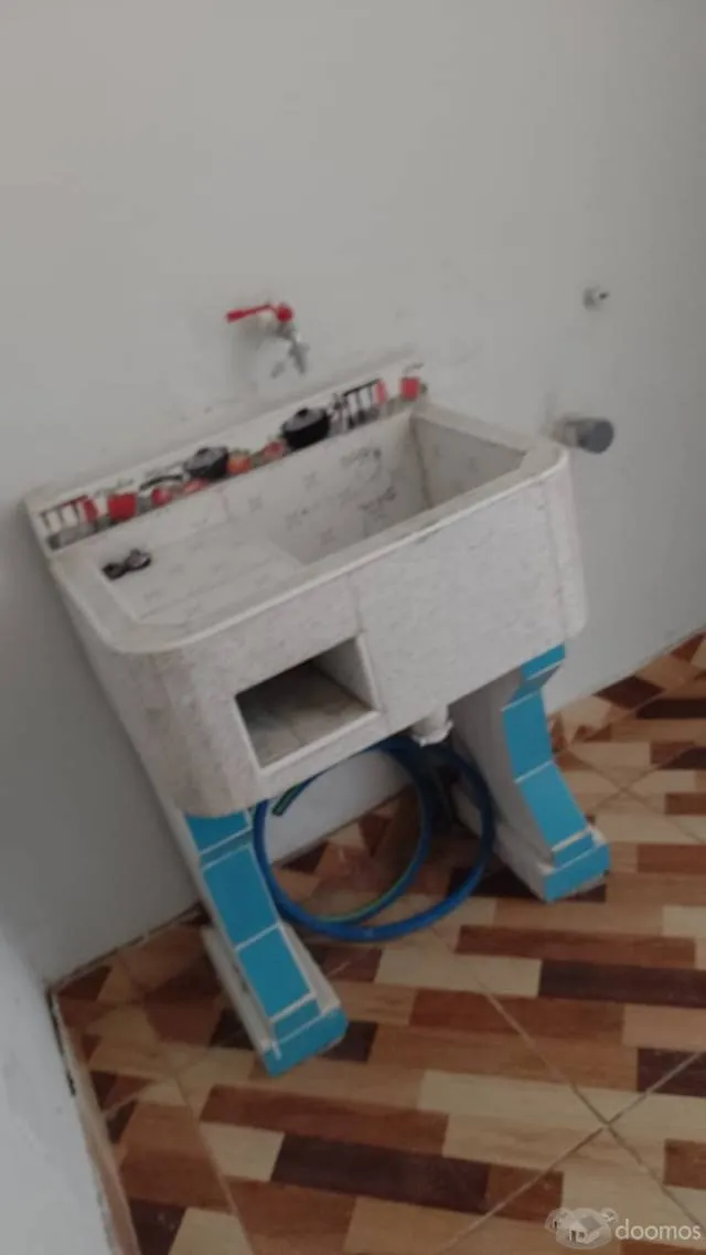SE ALQUILAN DEPARTAMENTO ESTRENO 3 er PISO - 4