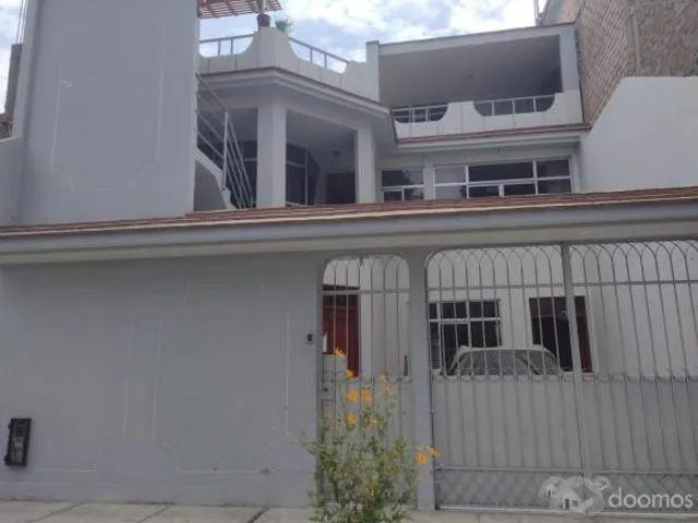 ALQUILER DE AMPLIA OFICINA EN SEGUNDO PISO – 120 m² – UBICACIÓN ESTRATÉGICA - 1