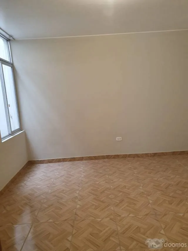 ALQUILER DE AMPLIA OFICINA EN SEGUNDO PISO – 120 m² – UBICACIÓN ESTRATÉGICA - 3