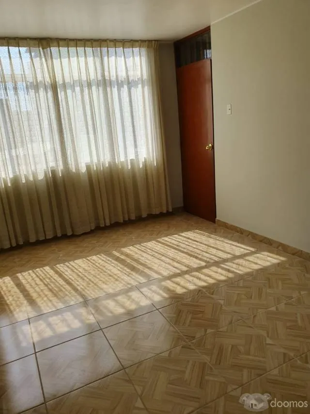 ALQUILER DE AMPLIA OFICINA EN SEGUNDO PISO – 120 m² – UBICACIÓN ESTRATÉGICA - 7