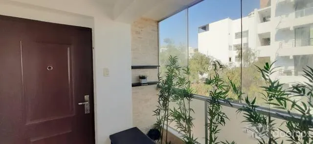 En Venta Amplio Departamento semi nuevo a tres cuadras del malecón de Miraflores — foto 9