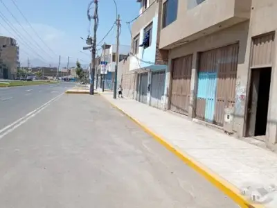 VENDO LOCAL COMERCIAL A MUY BUEN PRECIO CON PISTA CARROZABLE HABILITACION URBANA