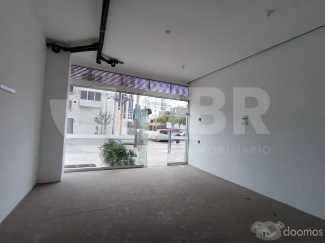 VENTA LOCAL COMERCIAL EN SANTA BEATRIZ - 5