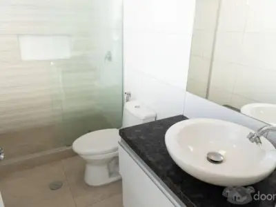 ???? ¡Dúplex moderno en San Borja con terraza y ascensor directo a ambos niveles! ???? ¡Entrega inmediata! Vive con estilo desde esta semana.