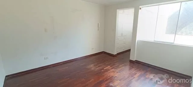 DEPARTAMENTO EN PISO 2 A MEDIA CDRA ESTACION METROPOLITANO MATELLINI — foto 15