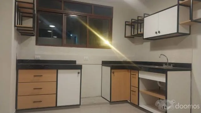 AMPLIO Y ELEGANTE DUPLEX, NO AMOBLADO, 138 m2, 4 DORM, 2 BAÑOS, VIVENDA UNIFAMILIAR, NO PERROS. — foto 4