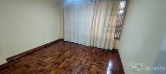 DPTO. 1ER PISO EN VENTA CON COCHERA — foto 4