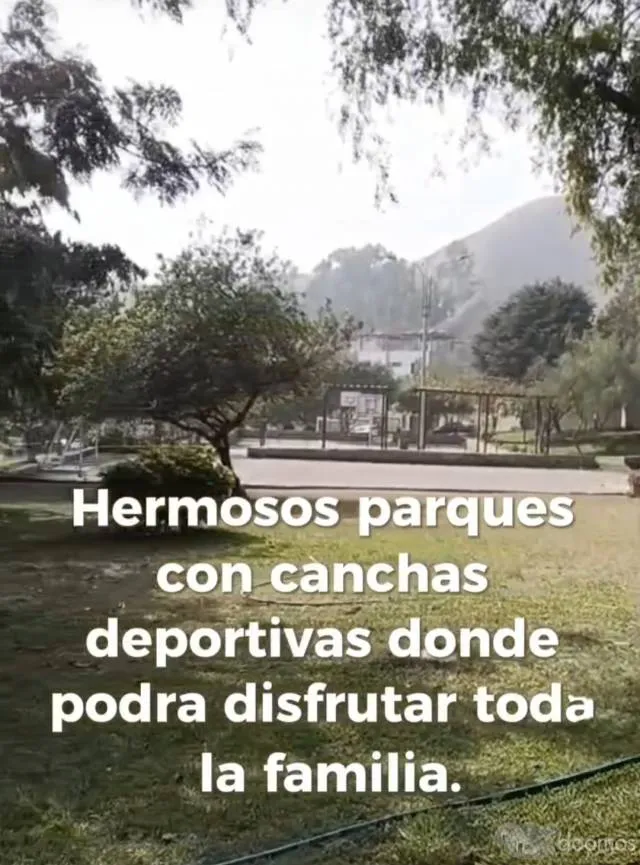 VENTA DE CASA EN LAS LOMAS DE LA MOLINA VIEJA  CON PISCINA — foto 3