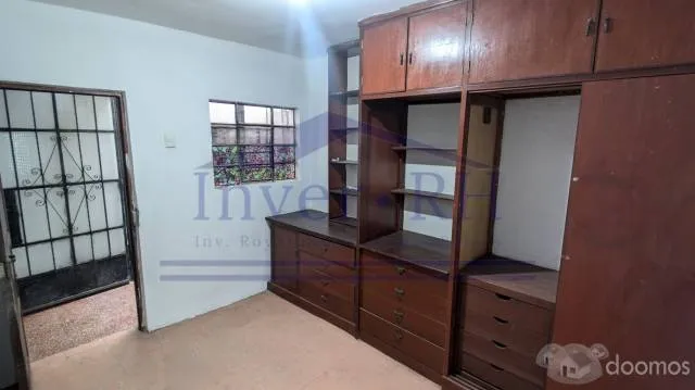 CASA AMPLIA EN VENTA - OPORTUNIDAD ÚNICA EN CERCADO DE LIMA — foto 9