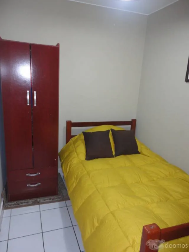 Monterrico Surco alquilo habitación full amoblada con baño incorporado en un departamento para estudiantes personas que trabajen  persona sola cerca  a Upc Esan Pad Embajada de EEUU CLÍNICAS s/740 - 2
