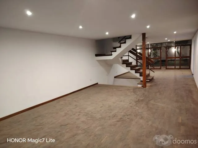 HERMOSA Y BIEN DISTRIBUIDA CASA EN SAN ISIDRO-CÓRPAC. — foto 5