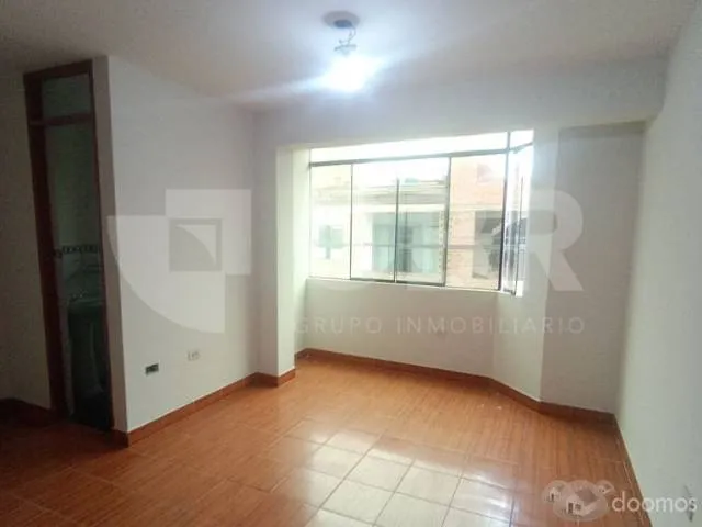 VENTA LOCAL COMERCIAL EN LOS OLIVOS - 7
