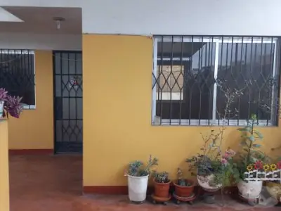 Alquiler 2 Habitaciones + área común