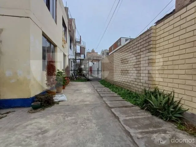 VENTA CASA COMO TERRENO EN SAN MIGUEL - 3