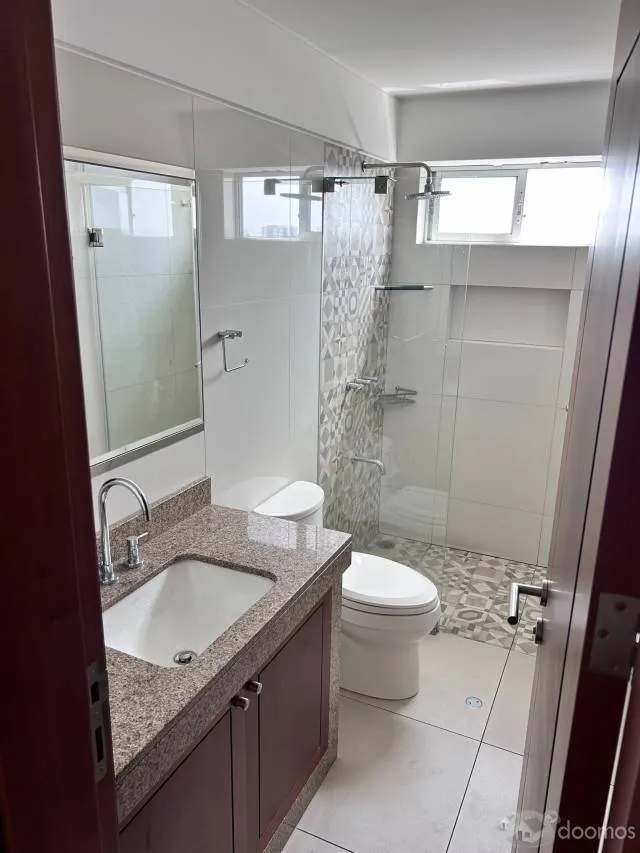 Duplex con piscina privada con Jacuzzi, dos terrazas, area de parrilla. Acabados premium en Madera de Cedro & Caoba. Pisos de Bambu, Granito de alta pureza en paredes & muebles, Marmol y porcelanato. - 8