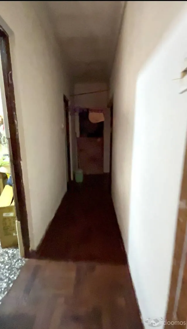 En Venta!!! Local comercial o Dpto en Gamarra - 2