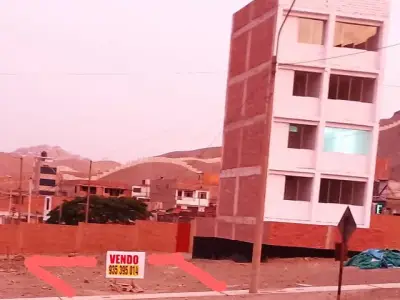 Vendo terreno frente a parque con título Sunarp