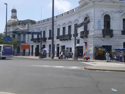 Vendo Inmueble en Plaza Bolognesi con Alfonso Ugarte - Breña