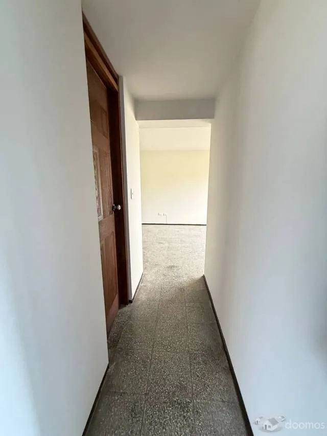 VENTA DEPARTAMENTO EN LA MEJOR UBICACIÓN DE LA URBANIZACIÓN — foto 8