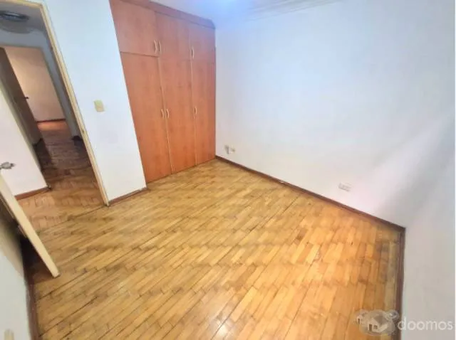 Alquilo Hermoso Y Acogedor Departamento En Pueblo Libre/ 75 M2/ 03 Dormitorios/ 02 Baños/ 3er Piso/ Con Terma/ Con Closets/ Intercomunicador/ Seguridad 24x7/ Permitido Mascotas/ 1x1/ S/ 2,200 Mensual — foto 2
