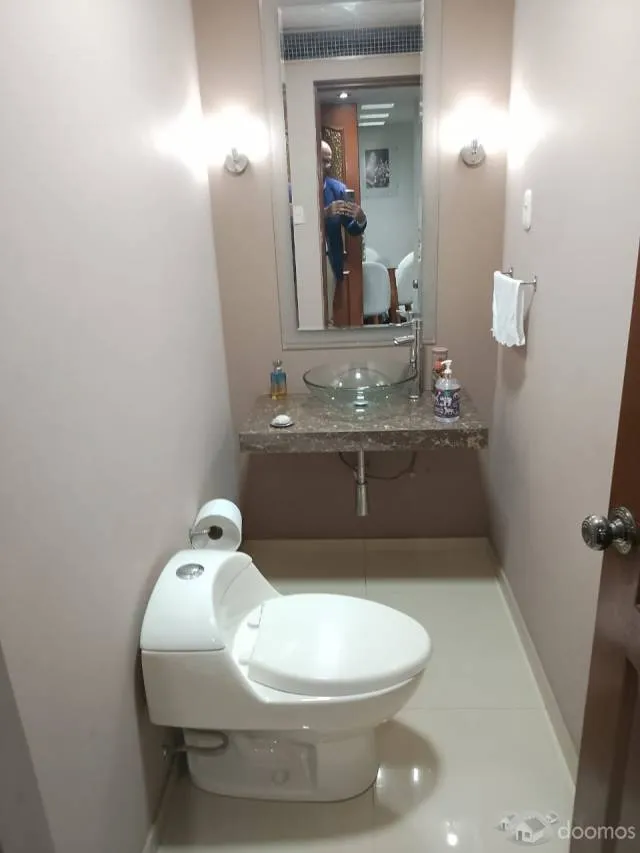 EXCELENTE DEPARTAMENTO CON ESTACIONAMIENTO URB. VILLA JARDIN, SAN LUIS — foto 2
