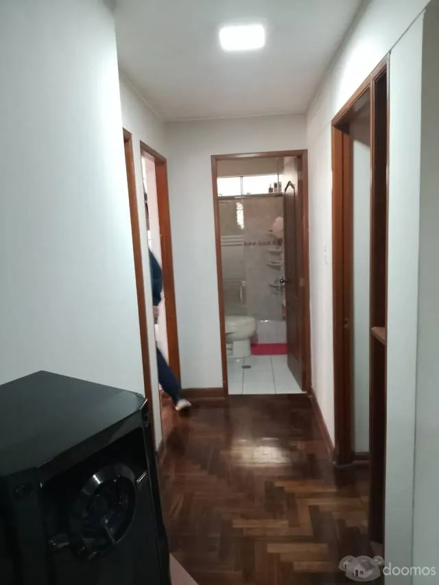 EXCELENTE DEPARTAMENTO CON ESTACIONAMIENTO URB. VILLA JARDIN, SAN LUIS — foto 5