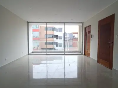 DEPARTAMENTO EN VENTA EN CHORRILLOS LOS CEDROS DE VILLA