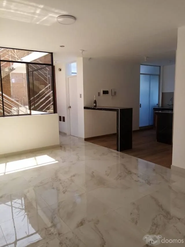 Alquiler de Departamento Semi-Estreno (3er piso): - 2