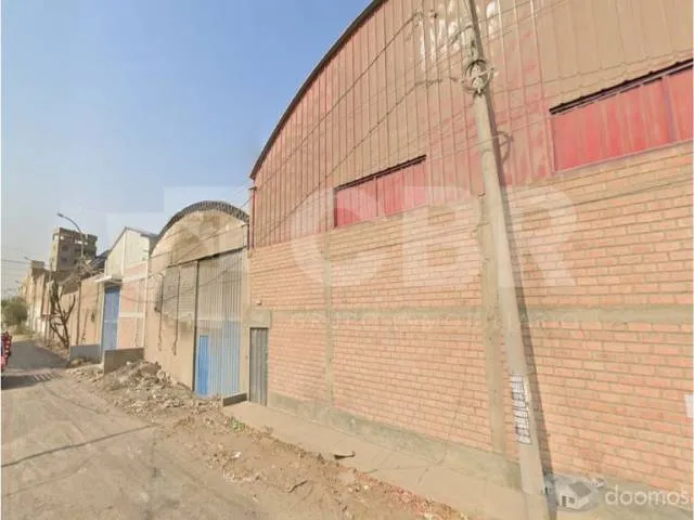 VENDO TERRENO INDUSTRIAL EN COMAS - 6